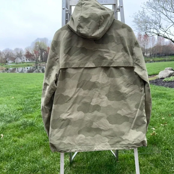 APC X Outdoor Voices Large Camo Anorak Pullover Olive Green - Picture 2 of 6